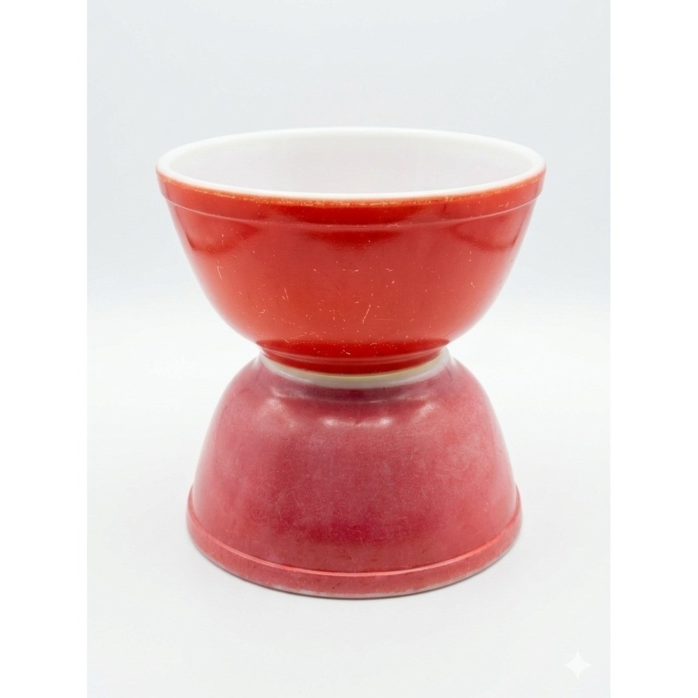 Vintage UNNUMBERED Pyrex Early Red Primary 1.5 QT Nesting‎ Bowls PAIR Rare 1940s